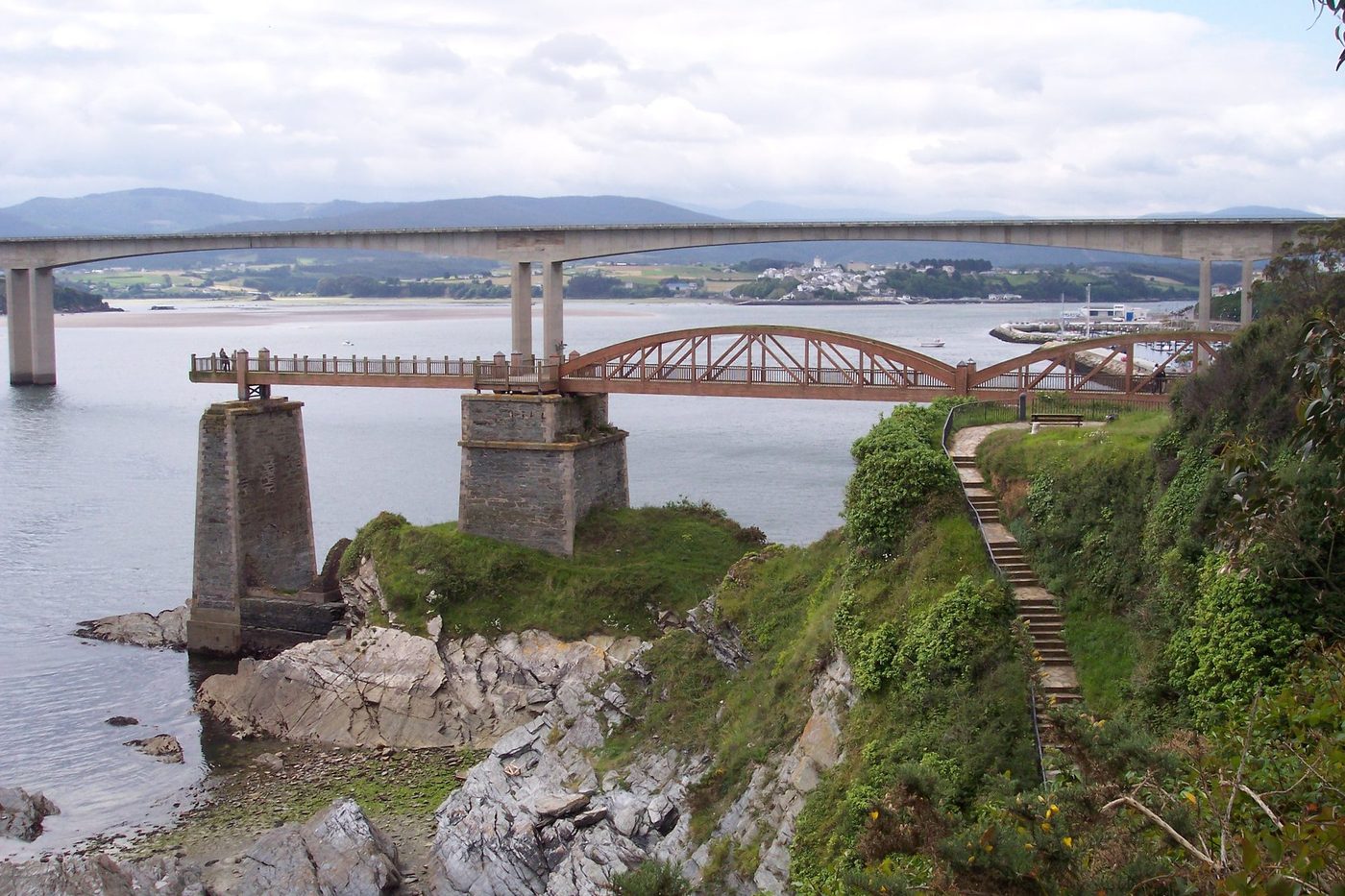 From the Classic Transcantábrico to the Costa Verde Express: A Short History